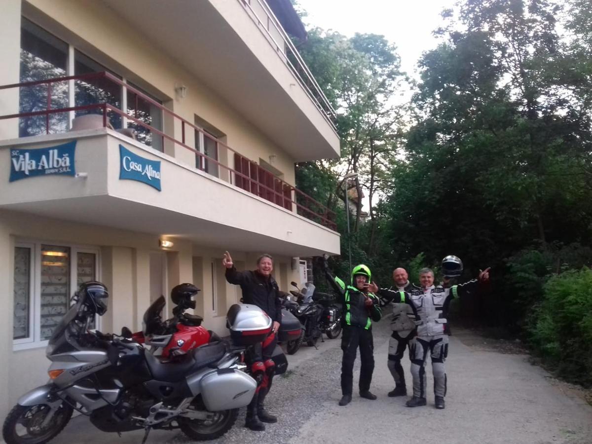 Vila Alba Brasov Ngoại thất bức ảnh